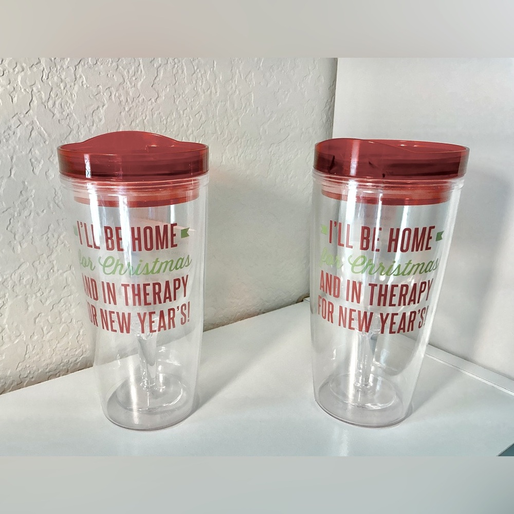 Set of 2 NWOT Portable Christmas Wine Glasses/Tumblers w/Lids